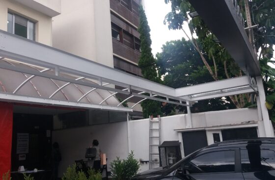 COBERTURA EM POLICARBONATO (3)